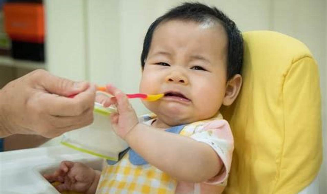 Cara Mengatasi Bayi Susah Makan